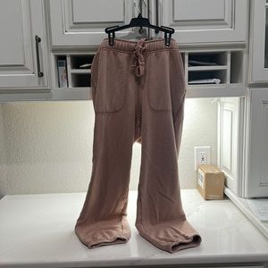 Aerie women's sweatpants Size: Medium